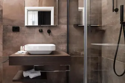 Bagno di The Grey