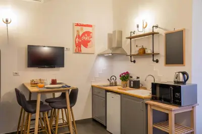 Cucina o angolo cottura di Nàpoesia Duomo House