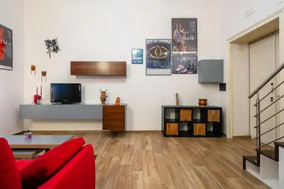 TV o dispositivi per l'intrattenimento presso The Actors House by Napoliapartments