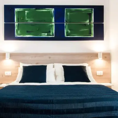 Demi Rooms