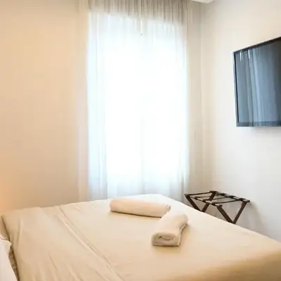 QHouse