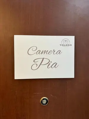 Certificato, attestato, insegna o altro documento esposto da Toledo Terminal Center