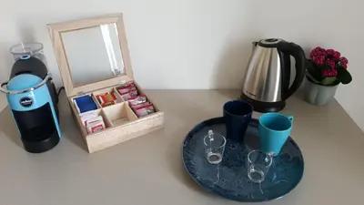 Set per la preparazione di tè e caffè presso Il Miracolo di San Gennaro