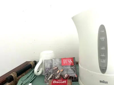 Set per la preparazione di tè e caffè presso Ciro a Maschio Angioino