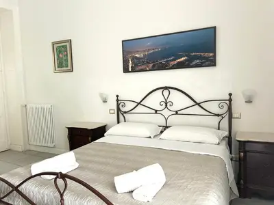 Letto o letti in una camera di Ciro a Maschio Angioino