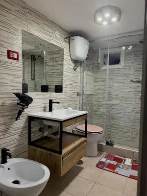Bagno di Frizzi & Lazzi House