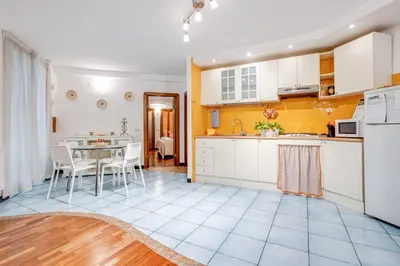 Cucina o angolo cottura di GuestHost - Casa Querida Central & Elegant Flat