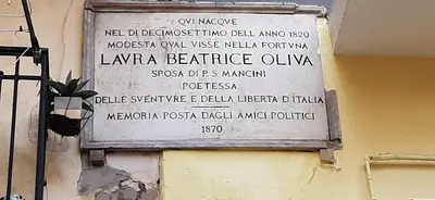 Certificato, attestato, insegna o altro documento esposto da Casa Laura Oliva Mancini