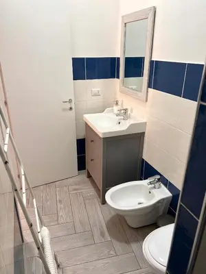 Bagno di Vico Longo 25 - Ensuit flat in the heart of Naples