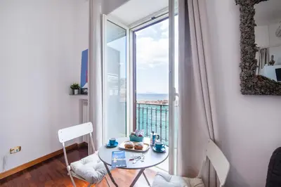 Balcone o terrazza di NapoliCentro Mare - Sea View Rooms & Suites