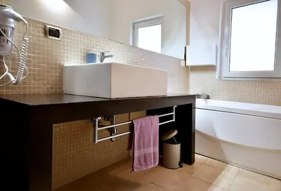 Bagno di Di affreschi e volte