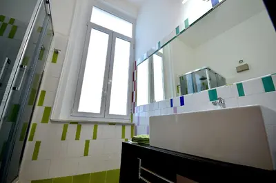 Bagno di Di affreschi e volte