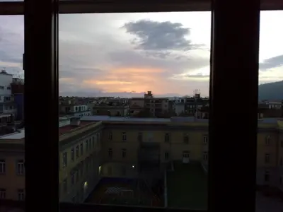 Alba o tramonto visti dall'interno del bed & breakfast o dai dintorni