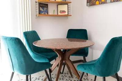 Area soggiorno di Galluppi Design Apartment By HouseinNaples