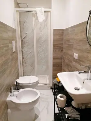 Bagno di Residence Appartamenti Santa Teresa a Chiaia