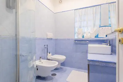 Bagno di Salotto Napoletano 381