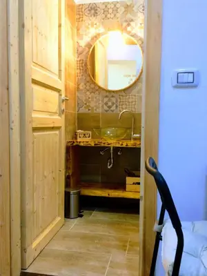 Bagno di TOLEDO HOUSE Piazza Carita' Centralissimo
