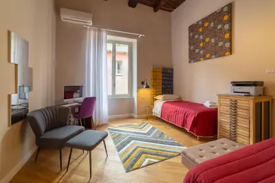 Area soggiorno di Design Apartment Next Sorbillo on Tribunali St By HouseinNaples