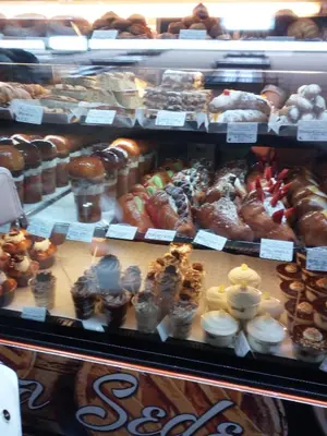Cibo presso l'appartamento o nelle vicinanze