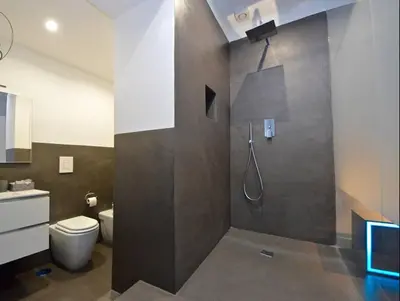 Bagno di Modern Apartment in Napoli + Balcony