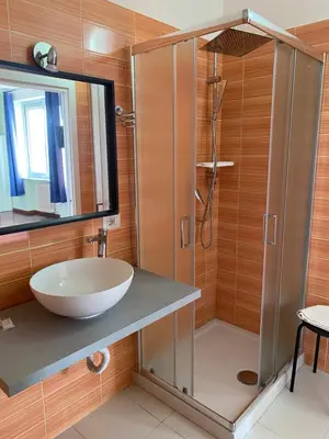 Bagno di NAPOLI MOOD Il Golfo Apartments