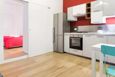 Cucina o angolo cottura di GuestHost - OUI TREE Apartment
