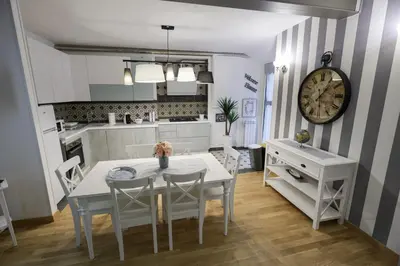 Cucina o angolo cottura di HAPPY HOUSE 31