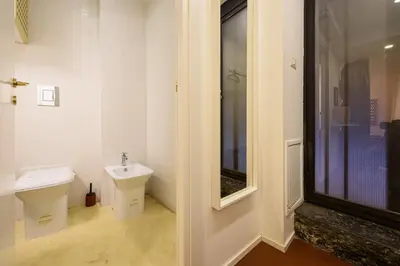 Bagno di Vico Santa Luciella 20