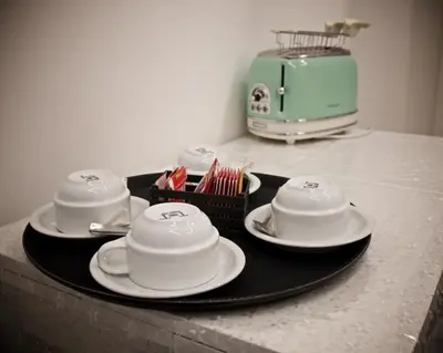 Set per la preparazione di tè e caffè presso Cannone53