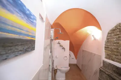 Bagno di L'antico Borgo Angioino
