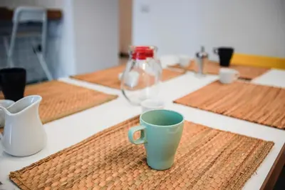 Set per la preparazione di tè e caffè presso NAP Hostel Spaccanapoli