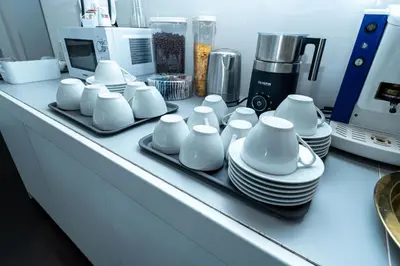 Set per la preparazione di tè e caffè presso Skyhouse Duomo