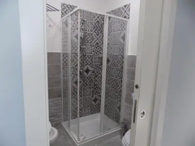 Bagno di DUOMO 152 NAPOLI
