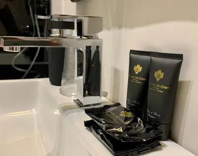 Set per la preparazione di tè e caffè presso Toledo Boutique Rooms