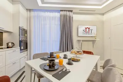 Planimetria di S&T LUXURY HOUSE in PLEBISCITO SQUARE