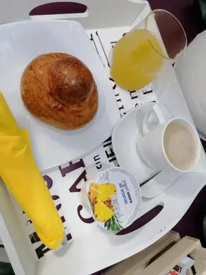 Colazione disponibile per gli ospiti di Napoli Museo bed and breakfast