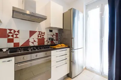 Cucina o angolo cottura di N'Attic a Vomero Penthouse Terrace by Napoliapartments