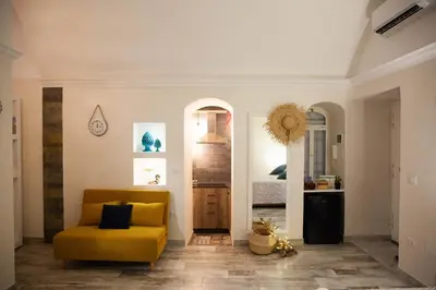 Area soggiorno di Plebiscito House - Casa Vacanze Napoli