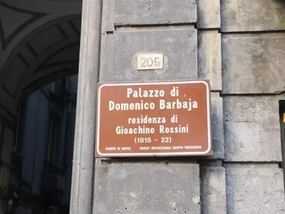 Certificato, attestato, insegna o altro documento esposto da BARBAJA SUITES IN STREET TOLEDO 205