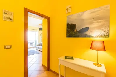 Letto o letti in una camera di Terrazza San Paolo by Napoliapartments