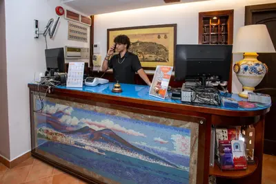 Ospiti di Hotel Neapolis