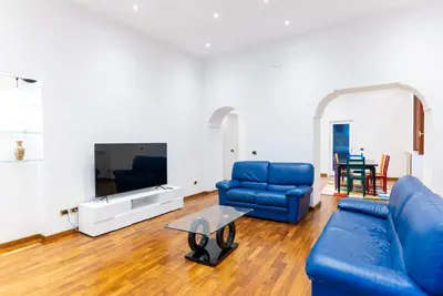 TV o dispositivi per l'intrattenimento presso Dimora del Fico - Appartamento elegante e spazioso