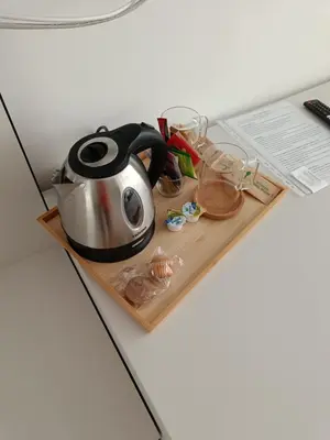 Set per la preparazione di tè e caffè presso Be Coloured - Boutique Art Rooms in Naples
