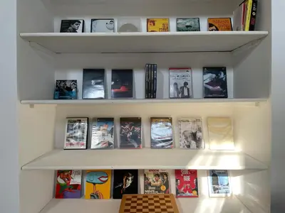 Biblioteca nell'appartamento
