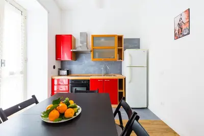 Cucina o angolo cottura di Barrio 133 - double bedroom in center by Napoliapartments