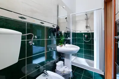 Bagno di ROYAL ROOMS STATION NAPOLI