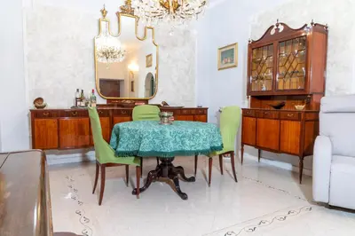 Area soggiorno di Deluxe apartment with garden in Vomero