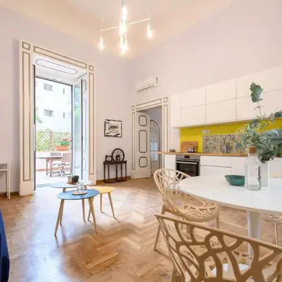 Viale Calascione 7