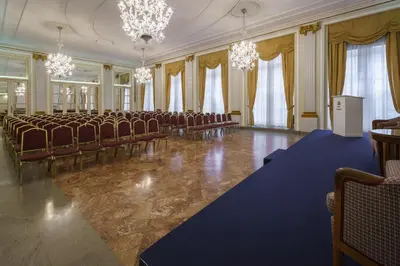 Zona business o sala conferenze di Eurostars Hotel Excelsior