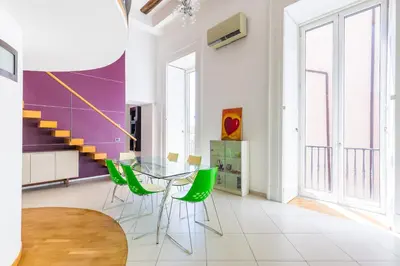 Area soggiorno di Design & Studio Duplex at National Museum
